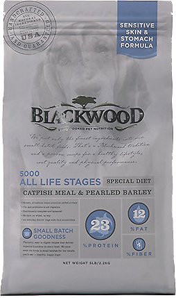 Blackwood 5000 Catfish Meal & Pearled Barley Sensitive Skin & Stomach Formula Dry Dog Food